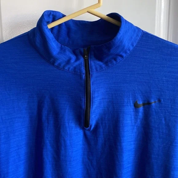 Nike Dri fit quarter zip - Picture 2 of 4